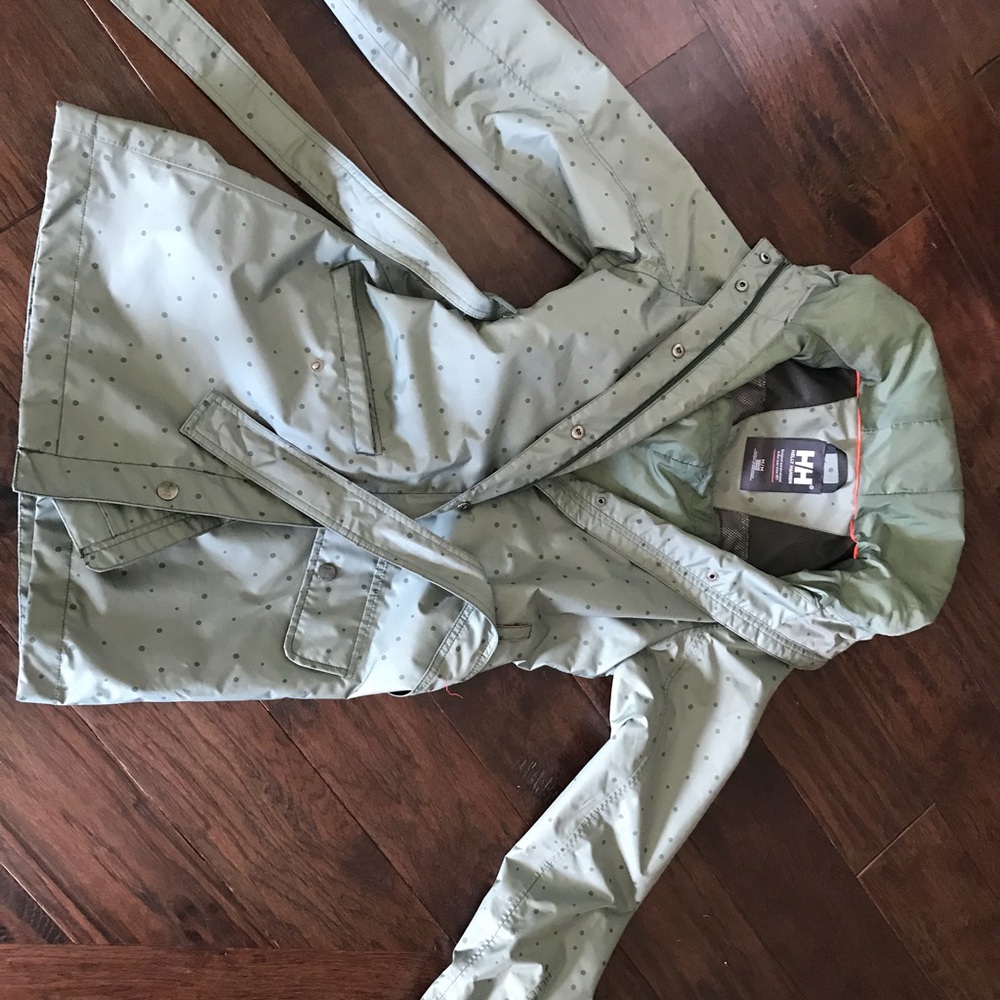 Women’s Helly Hanson medicine light weight jacket